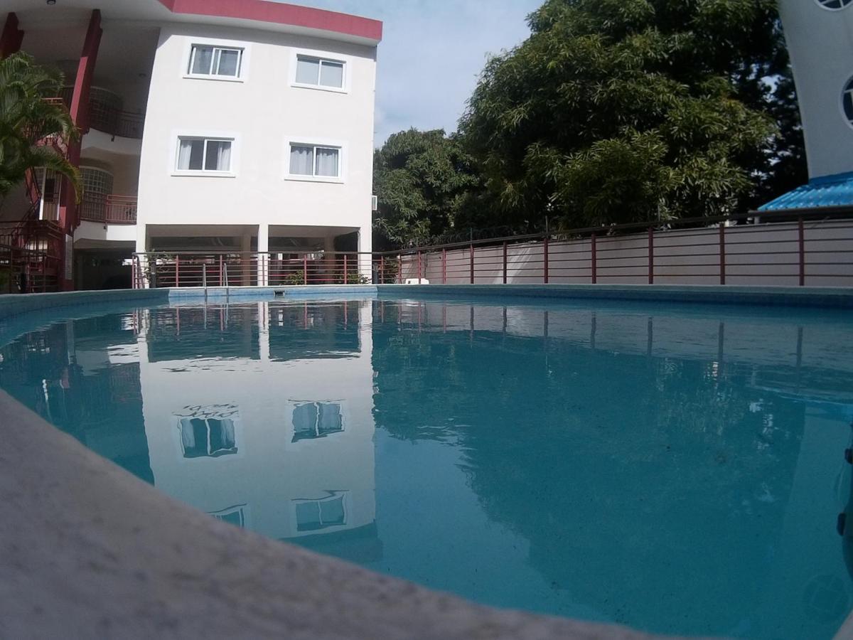 Oceanside Licenced Tourist Residence Flic en Flac Exterior photo